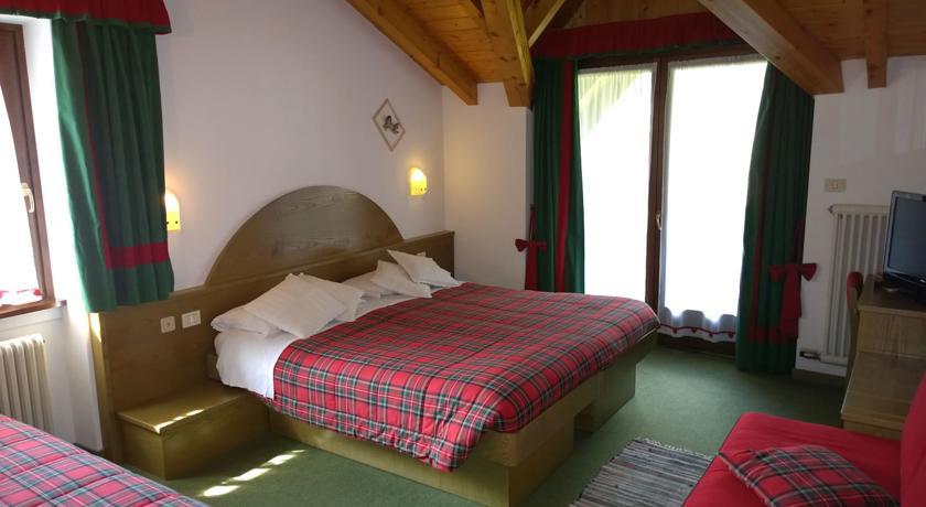 LA FELCE B&B Hotel Carisolo Zimmer foto