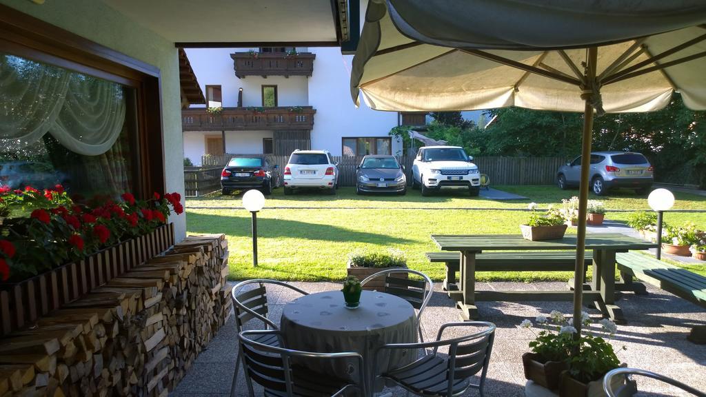 LA FELCE B&B Hotel Carisolo Exterior foto