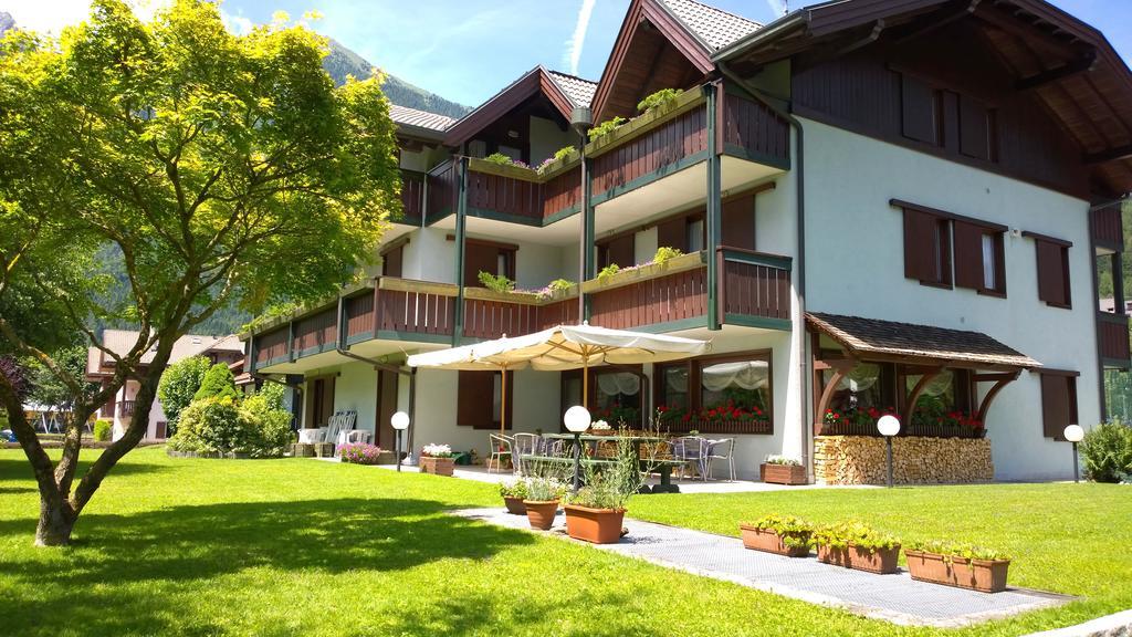 LA FELCE B&B Hotel Carisolo Exterior foto